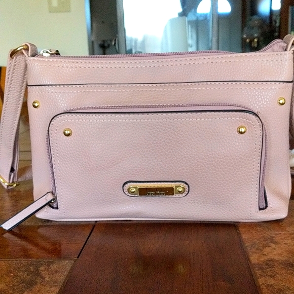 Nicole Miller Pink shoulder bag. B6 - Picture 2 of 10